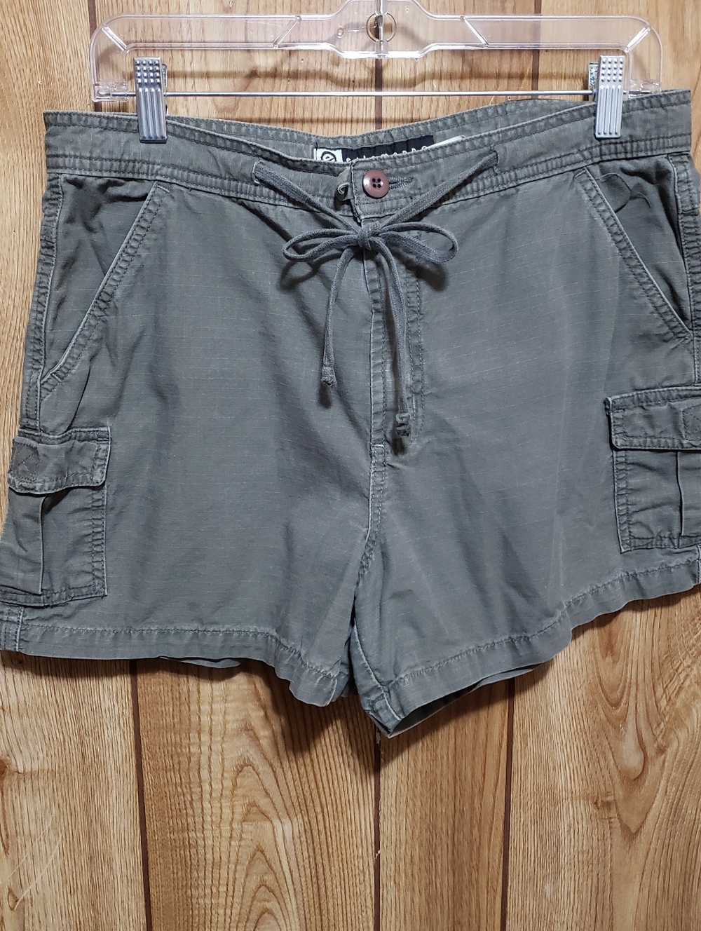 Cargo Mini Shorts 11 Olive Green 100% cotton Vintage Y2K Ellemenno